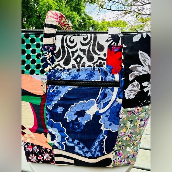 Colorful Patchwork Tote Bag - Vibrant Designer Style, Size 16.5x14 NWT - Picture 4 of 10